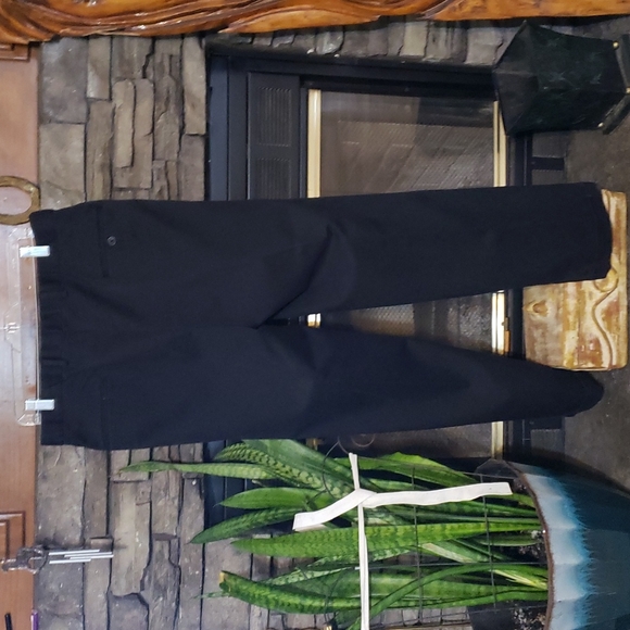 Sadlebred men's black pleated dress pants. - Picture 2 of 4